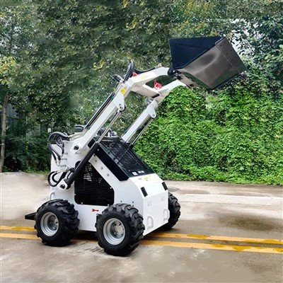 Minicargador con control de ruedas